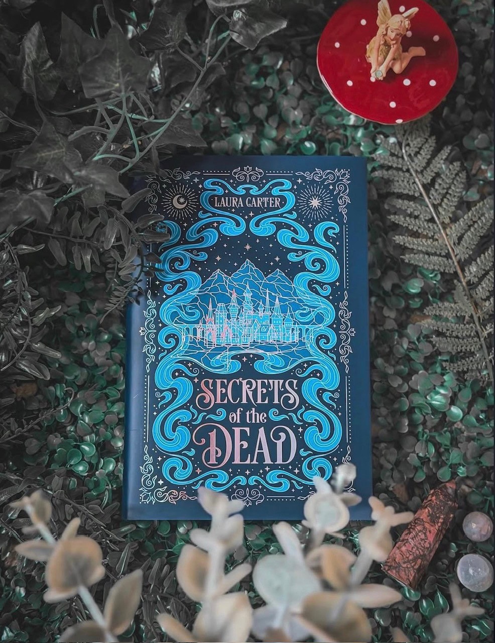 secrets dead laura 2